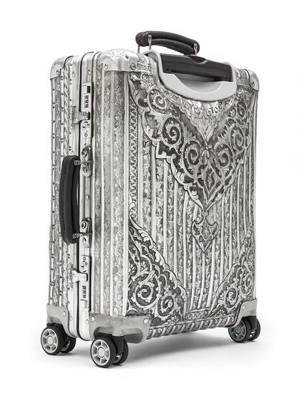 WIM DELVOYE, Rimowa Classic Flight Multiwheel 971.52.00.4, 2014, embossed aluminum, 41 × 27 × 55 cm. Photo by Studio Delvoye. Copyright and courtesy the artist.